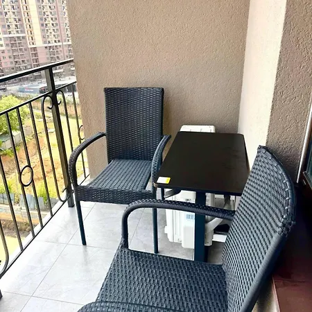 Stylish With Sea View In Arcadia Apartment